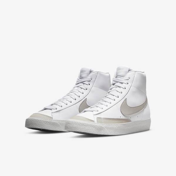 Nike Blazer Stredne 77 SE Older Basketbalove Tenisky Detske Biele Svetlo Béžové | NK657IEW