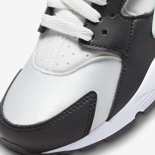 Nike Huarache Run Older Tenisky Detske Biele Mätové | NK532LBC