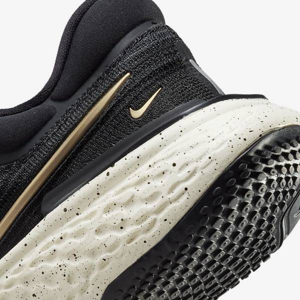 Nike ZoomX Invincible Run Flyknit Cestne Bežecké Tenisky Damske Čierne Metal Zlate | NK506ULE