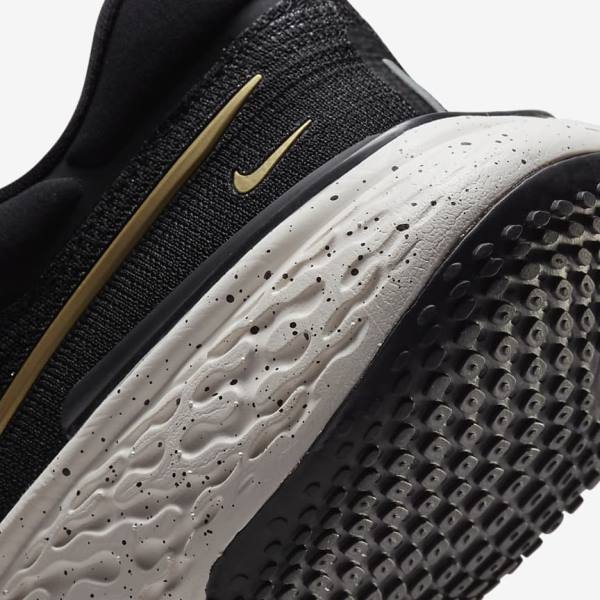 Nike ZoomX Invincible Run Flyknit Cestne Bežecké Tenisky Panske Čierne Metal Zlate | NK608FAQ